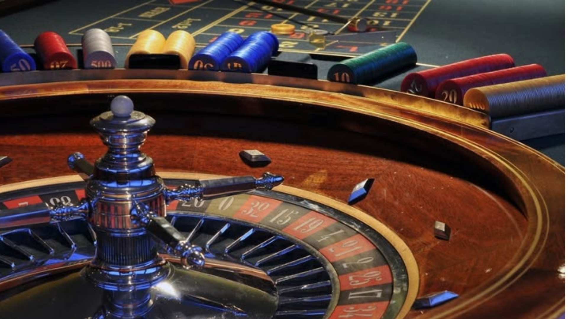 Tactical Lessons from Competitive Gaming